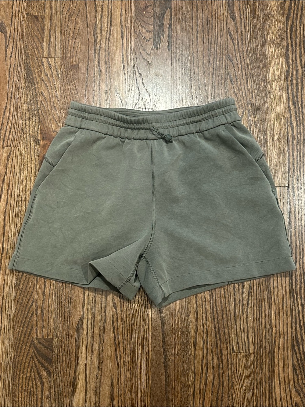 Lululemon Olive Green Drawstring Athletic Shorts Size 6